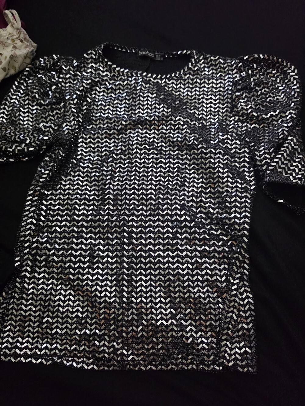 Boohoo Black and Silver Sequin Puff Sleeve Tee
